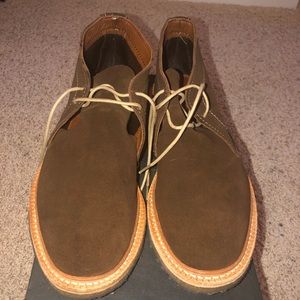 Men’s size 8 Allen Edmonds short boots